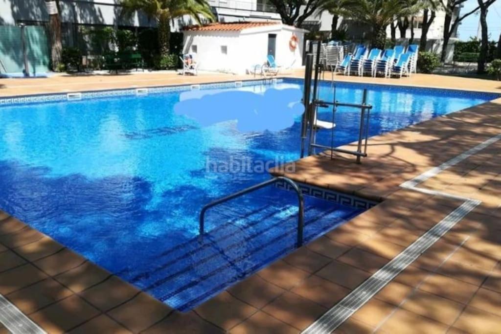 Estudio Con Impresionantes Vistas Al Mar Бланес Экстерьер фото